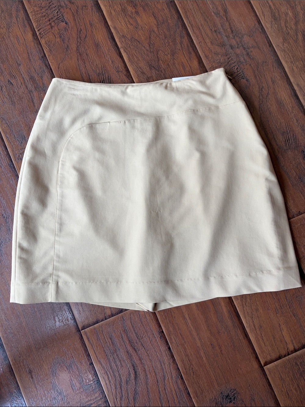 Ashworth Cream Mini Skort - Size 4